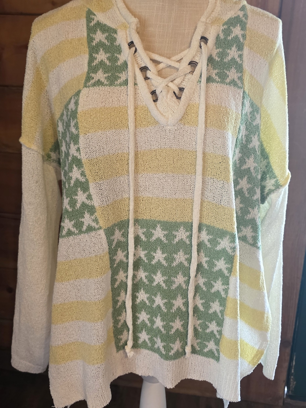 POL Casual Lace-Up Sweater Tunic in Cream, Yellow & Green - Larfe
